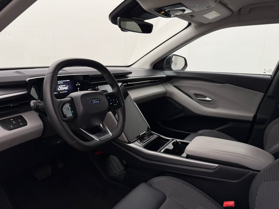 Ford Explorer 82 Select Extended Range 5d