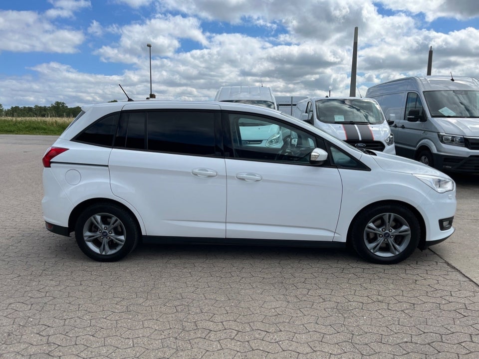 Ford Grand C-MAX 1,5 TDCi 120 Business aut. Van 5d