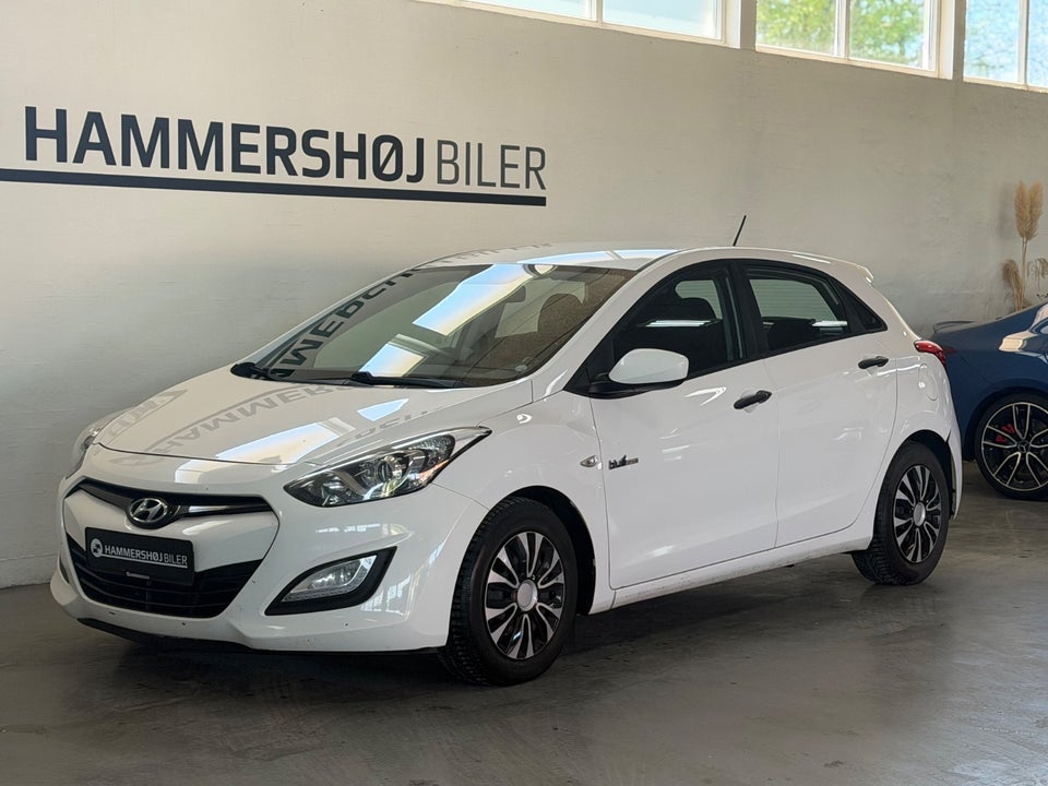 Hyundai i30 1,6 CRDi 110 Comfort Eco 5d