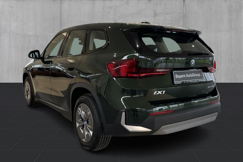 BMW iX1 eDrive20 X-Line 5d
