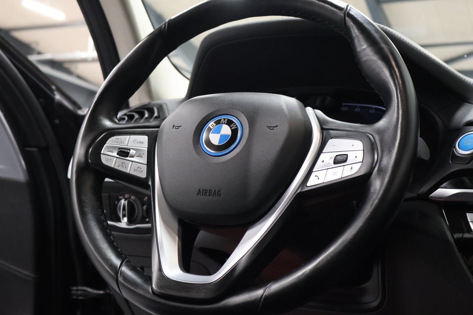 BMW iX3 Charged Plus 5d