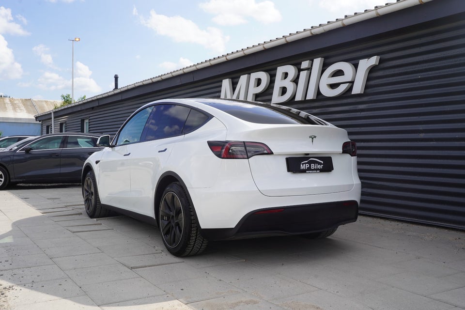 Tesla Model Y RWD 5d