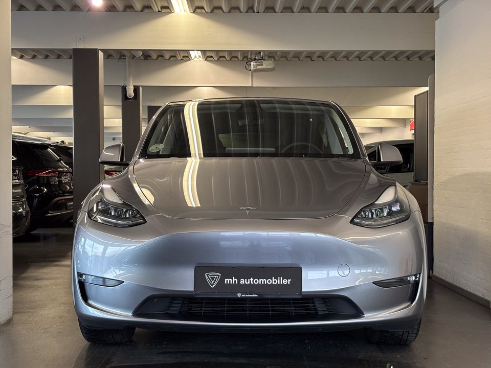 Tesla Model Y Long Range AWD 5d