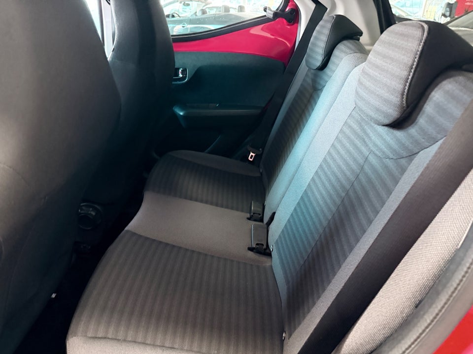 Toyota Aygo 1,0 VVT-i x-pression 5d