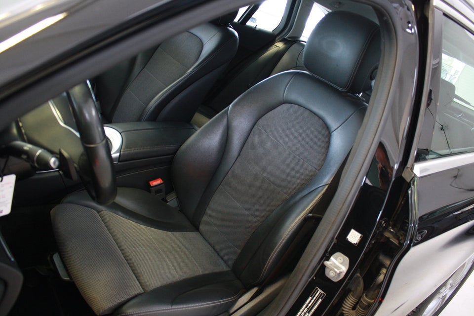 Mercedes C200 1,5 Advantage stc. aut. 5d