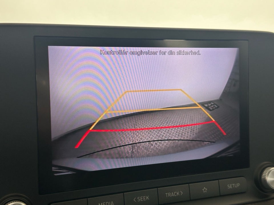 Hyundai Kona 39 EV Essential 5d