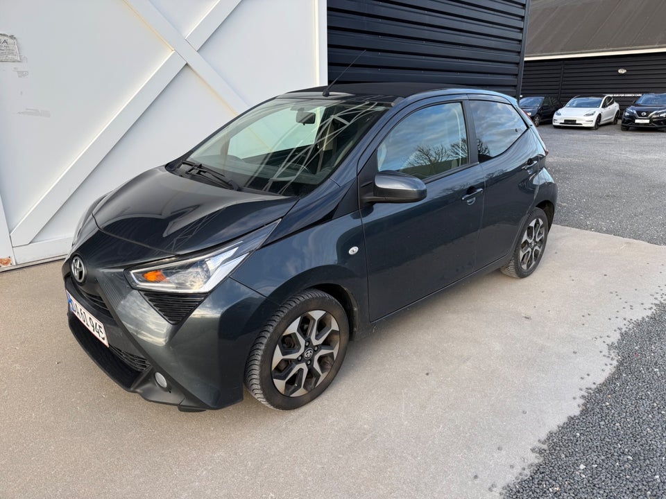 Toyota Aygo 1,0 VVT-i x-sky 5d