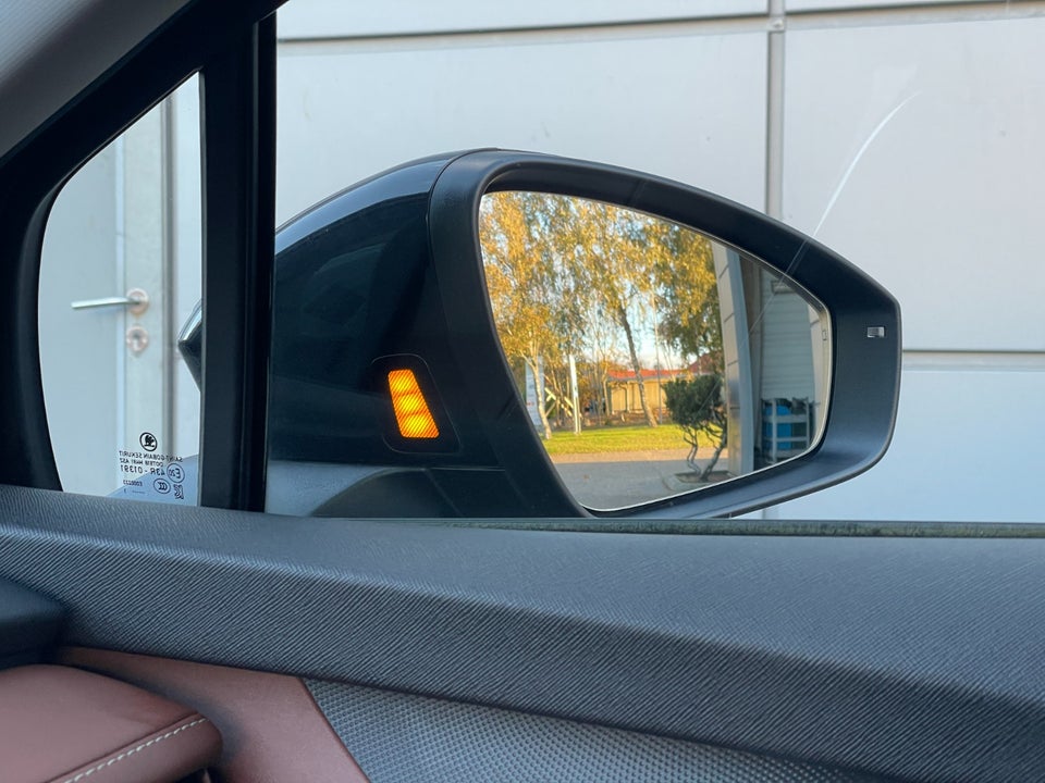 Skoda Enyaq 60 iV ecoSuite 5d