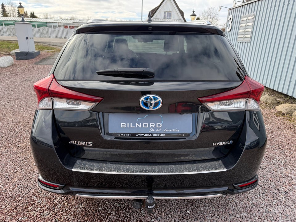 Toyota Auris 1,8 Hybrid H2 Comfort Touring Sports CVT 5d