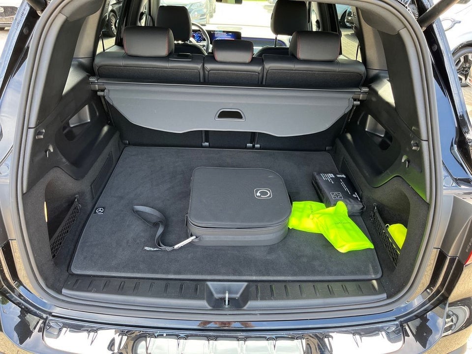 Mercedes EQB250+ AMG Premium 5d