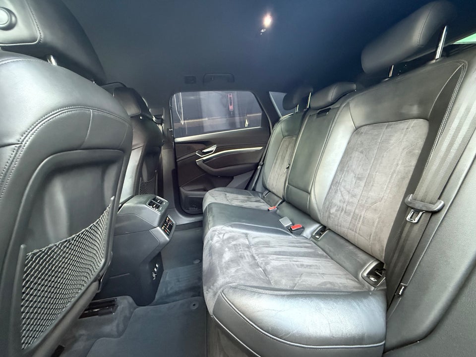 Audi e-tron 55 Advanced quattro 5d