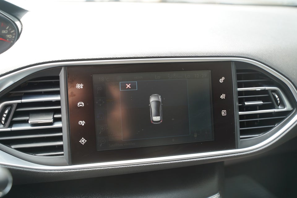 Peugeot 308 1,6 BlueHDi 120 Allure 5d