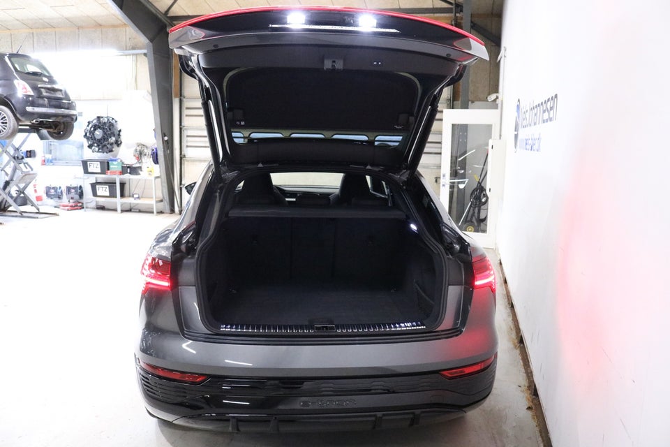 Audi Q8 e-tron 55 S-line Sportback quattro 5d