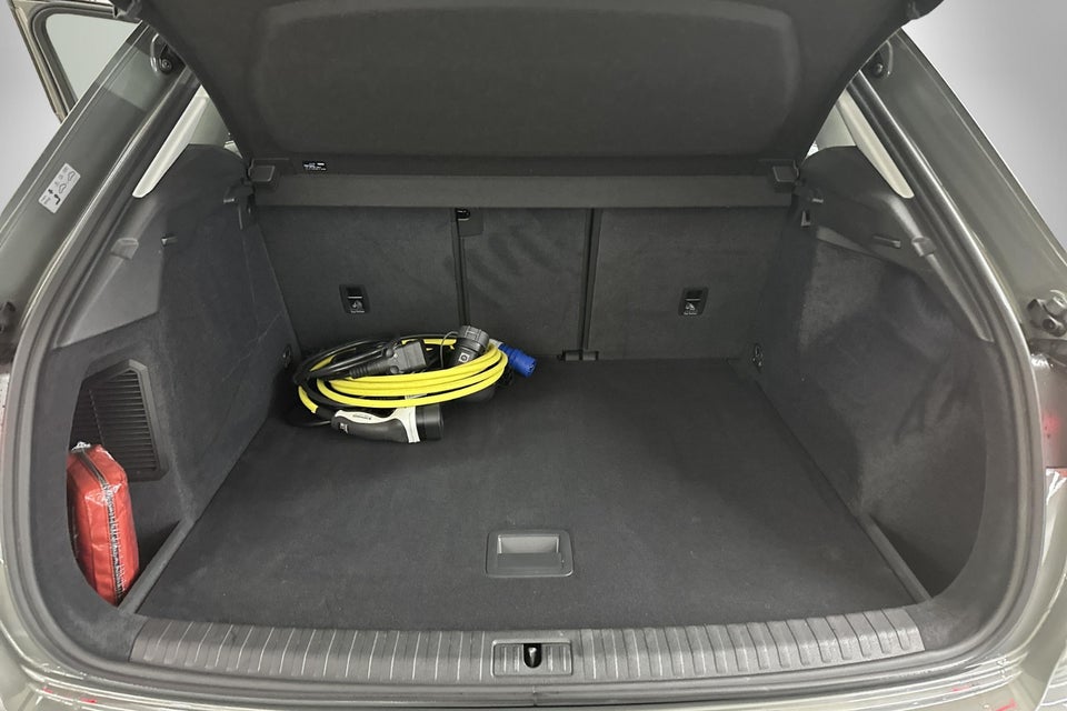 Audi Q3 45 TFSi e Attitude plus S-tr. 5d