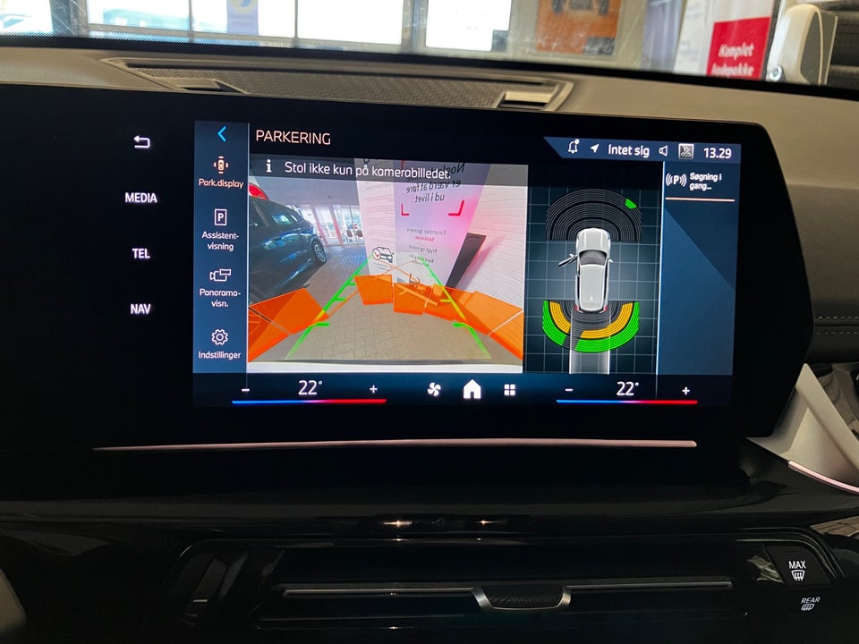 BMW iX1 eDrive20 X-Line 5d