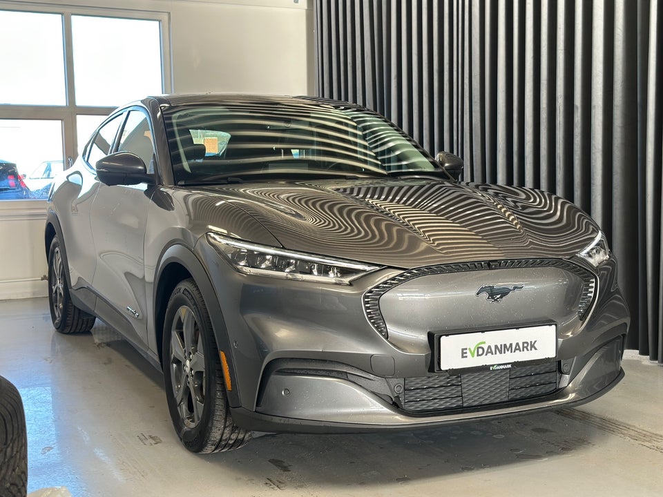 Ford Mustang Mach-E 68 Standard Range 5d