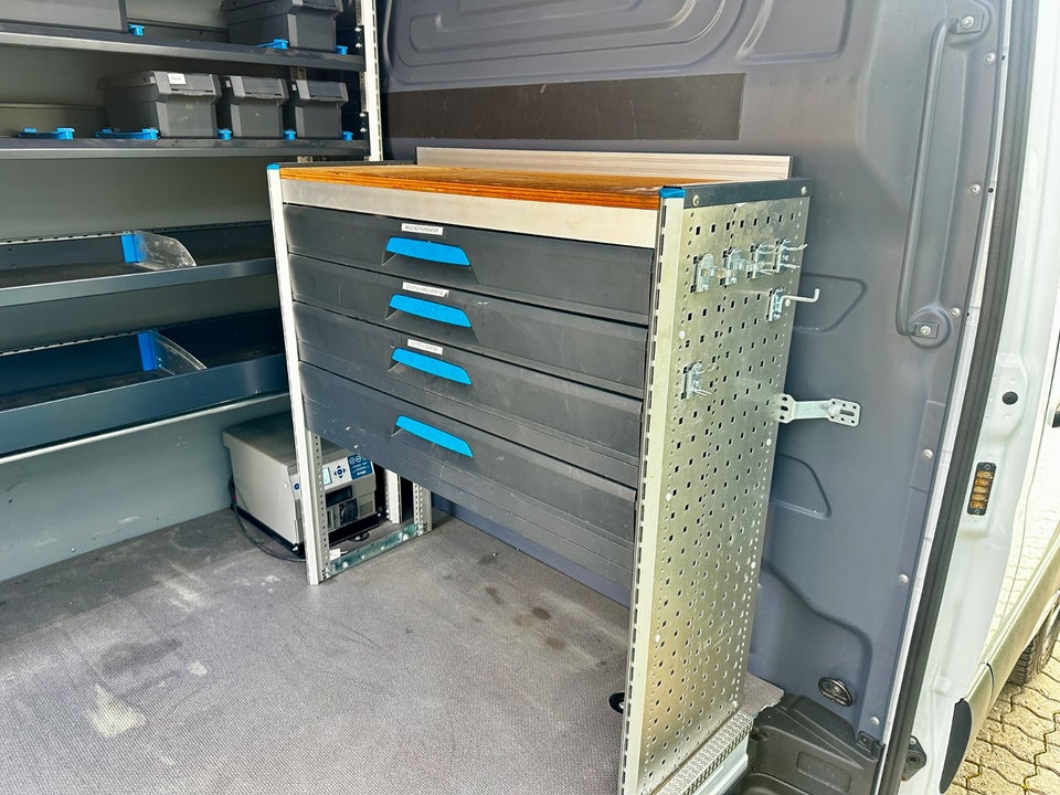 Mercedes Sprinter 317 2,0 CDi A2 Kassevogn aut. RWD