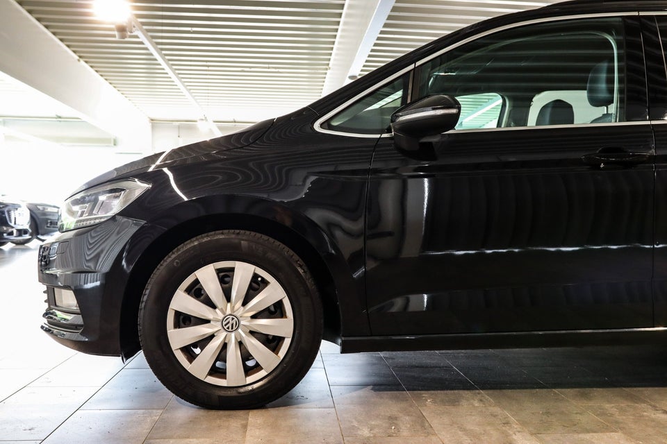 VW Touran 2,0 TDi 150 Comfortline DSG 7prs 5d