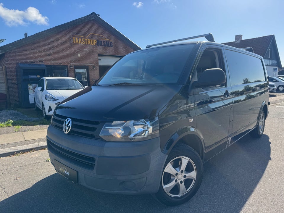 VW Transporter 2,0 TDi 140 Kassevogn lang
