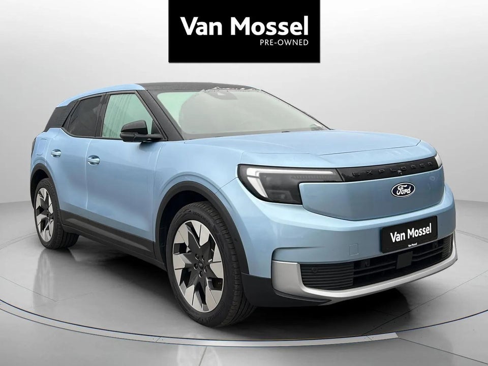 Ford Explorer 84 Premium Extended Range AWD 5d