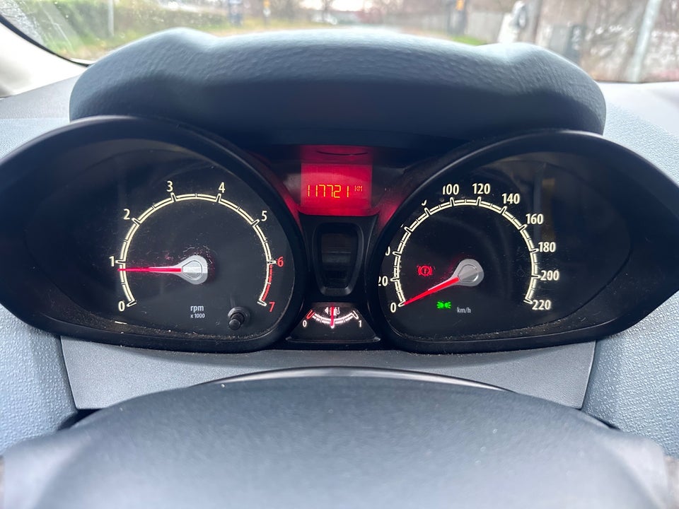 Ford Fiesta 1,25 60 Titanium 3d