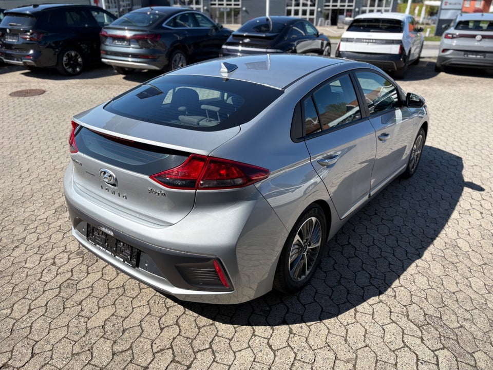 Hyundai Ioniq 1,6 PHEV Trend DCT 5d