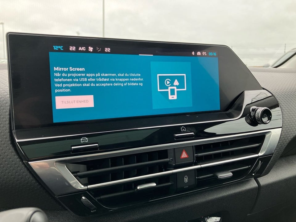 Citroën ë-C4 X 50 Shine 4d