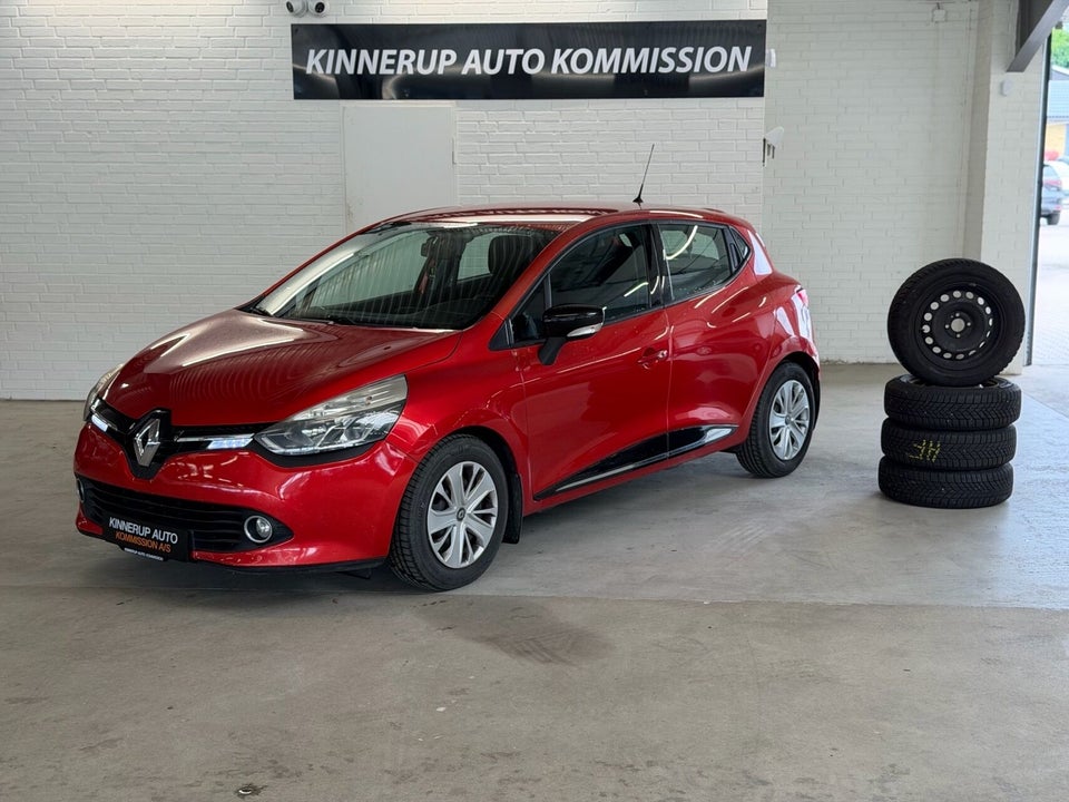 Renault Clio IV 0,9 TCe 90 Expression 5d