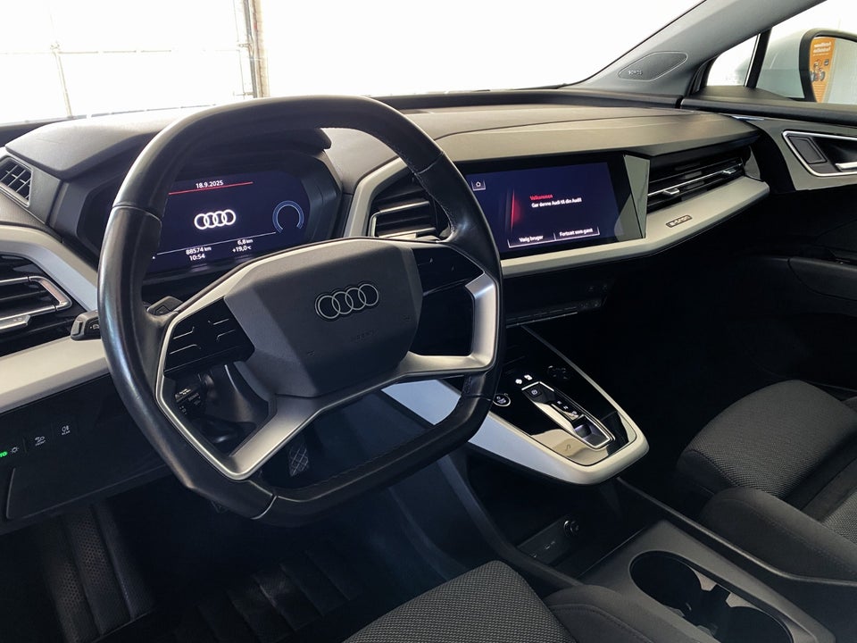 Audi Q4 e-tron 40 Advanced Sportback 5d