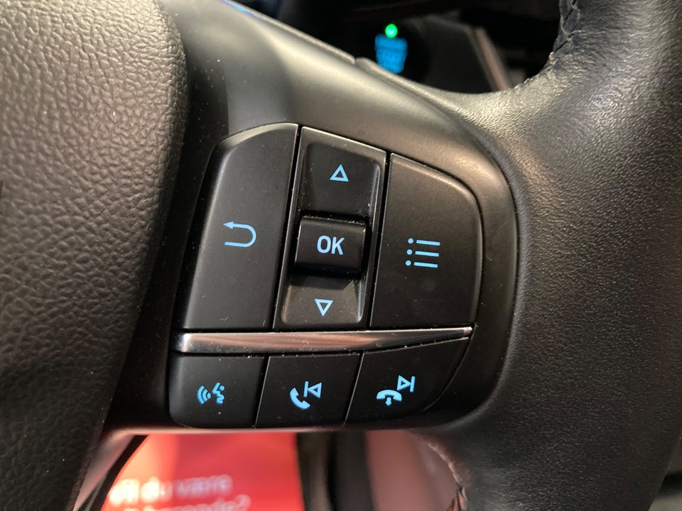 Ford Kuga 2,5 PHEV Titanium CVT 5d