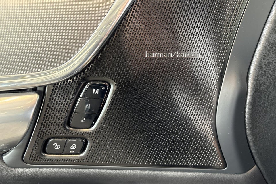 Volvo V90 2,0 T8 ReCharge Ultimate Dark aut. AWD 5d
