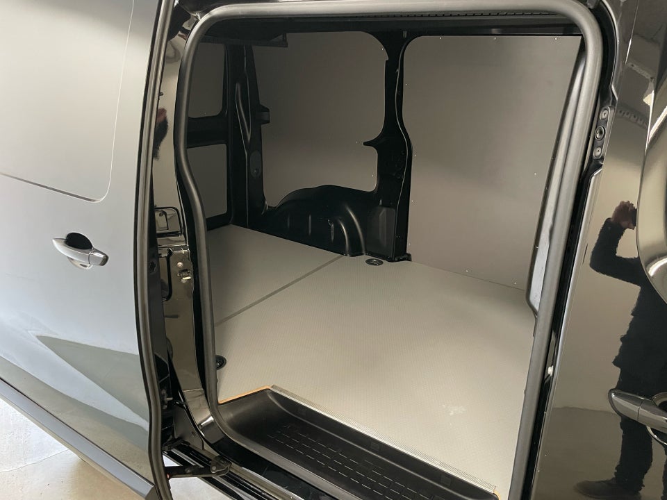 Peugeot Expert 2,0 BlueHDi 120 L2 Premium Van