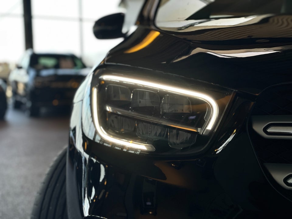 Mercedes GLC300 de 2,0 aut. 4Matic 5d