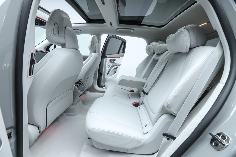 Mercedes EQS450 SUV AMG Line 4Matic 5d