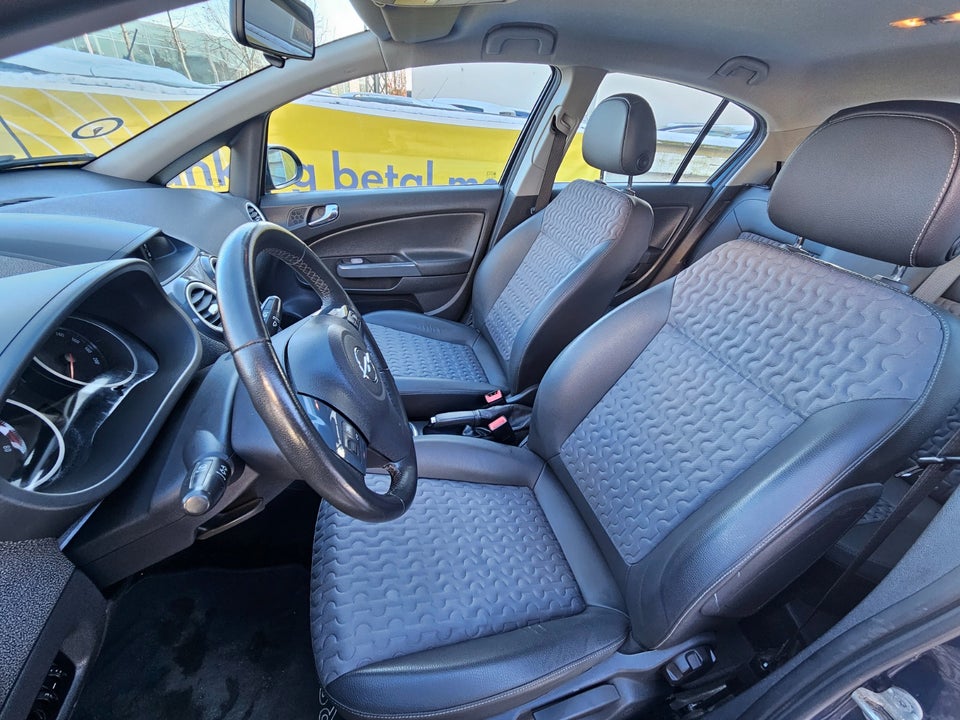 Opel Corsa 1,4 16V Cosmo 5d