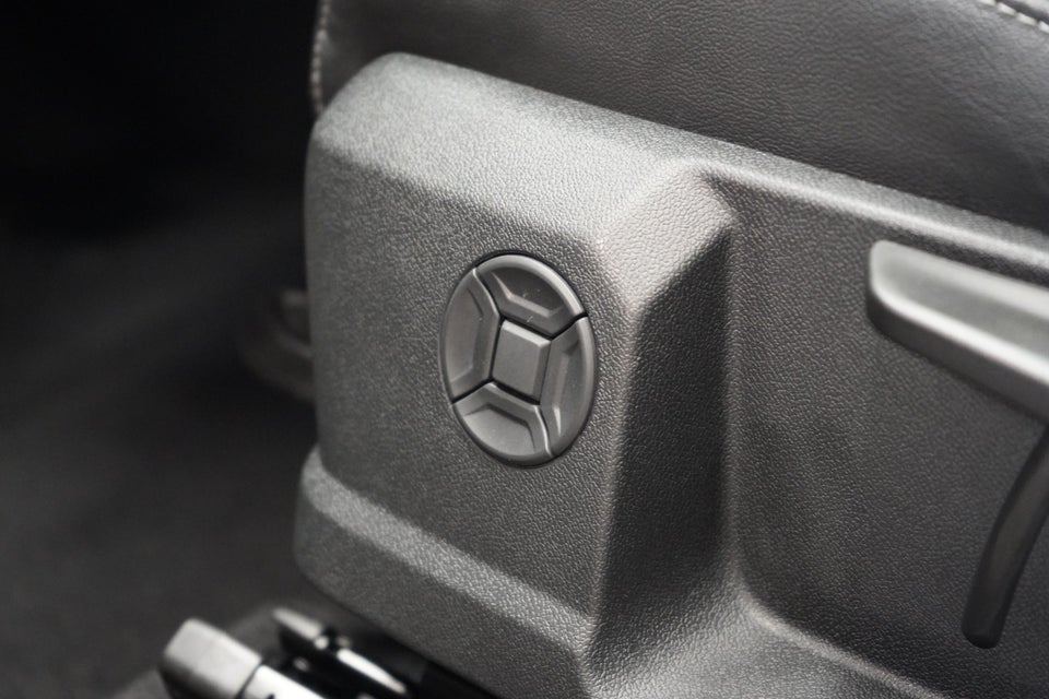 Audi Q6 e-tron Progress 5d