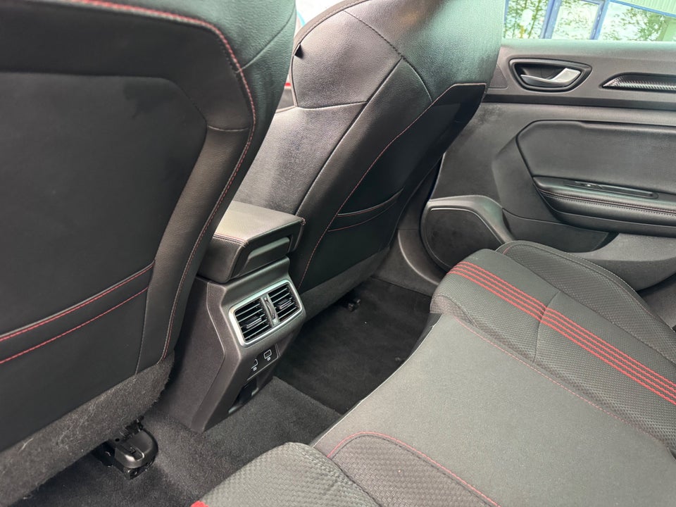 Renault Megane IV 1,6 E-Tech R.S. Line Sport Tourer 5d
