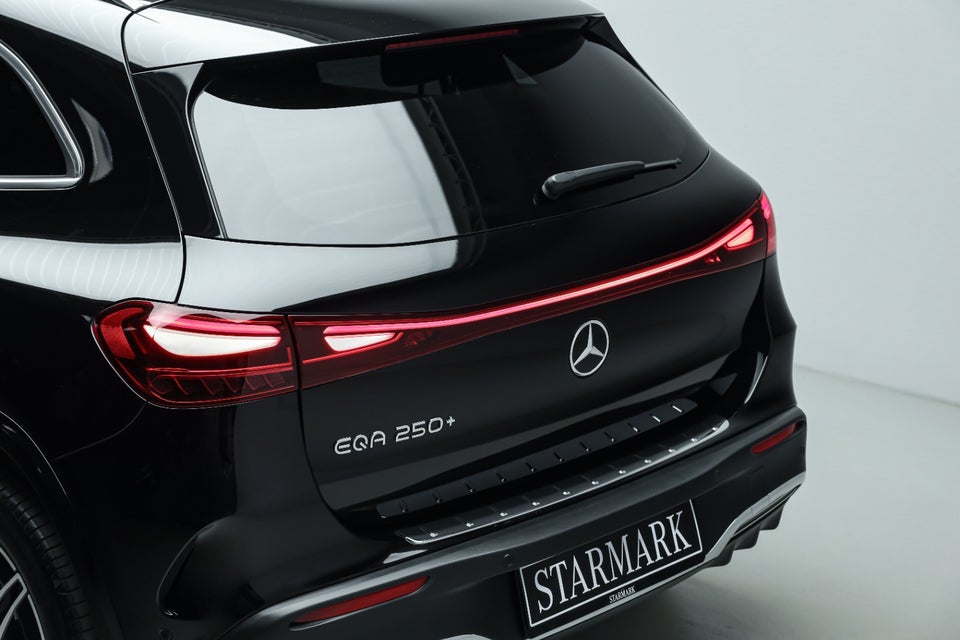 Mercedes EQA250+ AMG Advance 5d