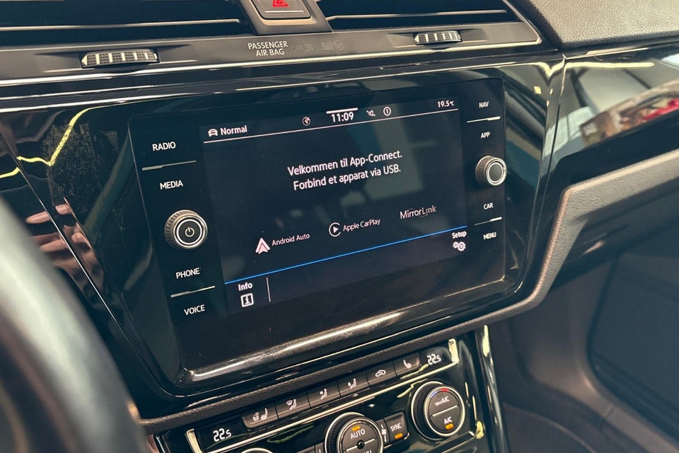 VW Touran 1,5 TSi 150 Highline Family DSG 7prs 5d