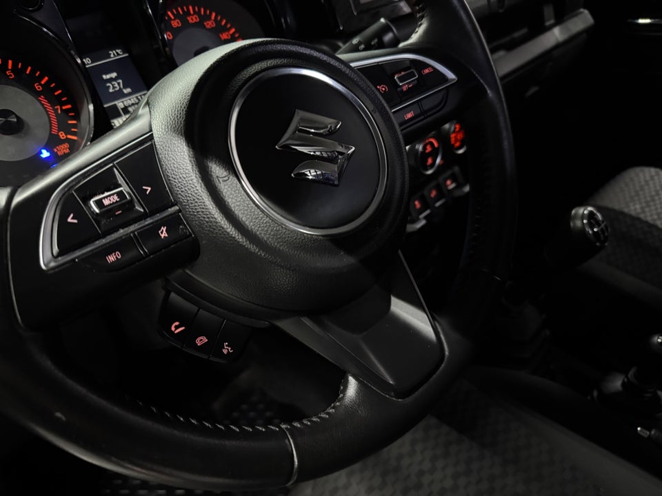 Suzuki Jimny 1,5 Adventure AllGrip 3d