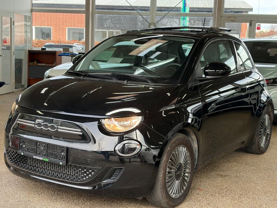 Fiat 500e 42 Icon 3d