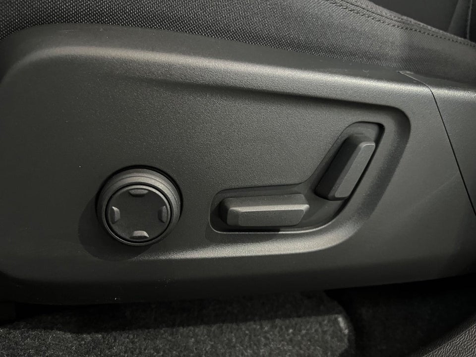 Volvo EX40 Extended Range Ultra 5d