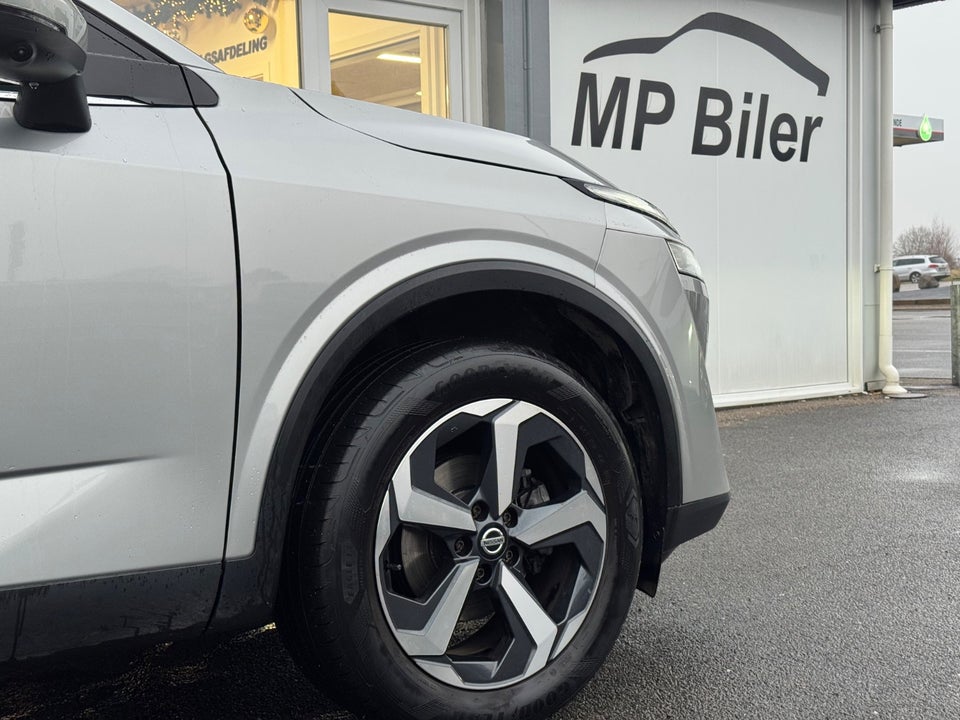 Nissan Qashqai 1,3 mHEV N-Connecta 5d