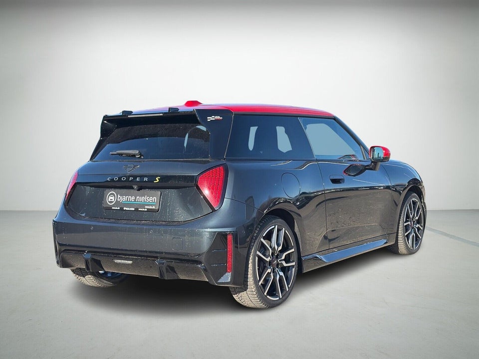 MINI Cooper SE JCW Trim XL 3d