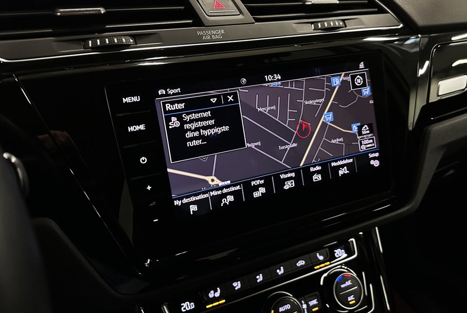 VW Touran 2,0 TDi 150 Highline DSG 7prs 5d