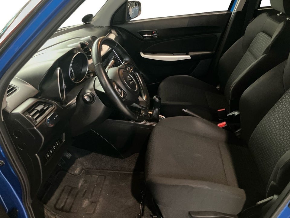 Suzuki Swift 1,0 Boosterjet SHVS Exclusive 5d