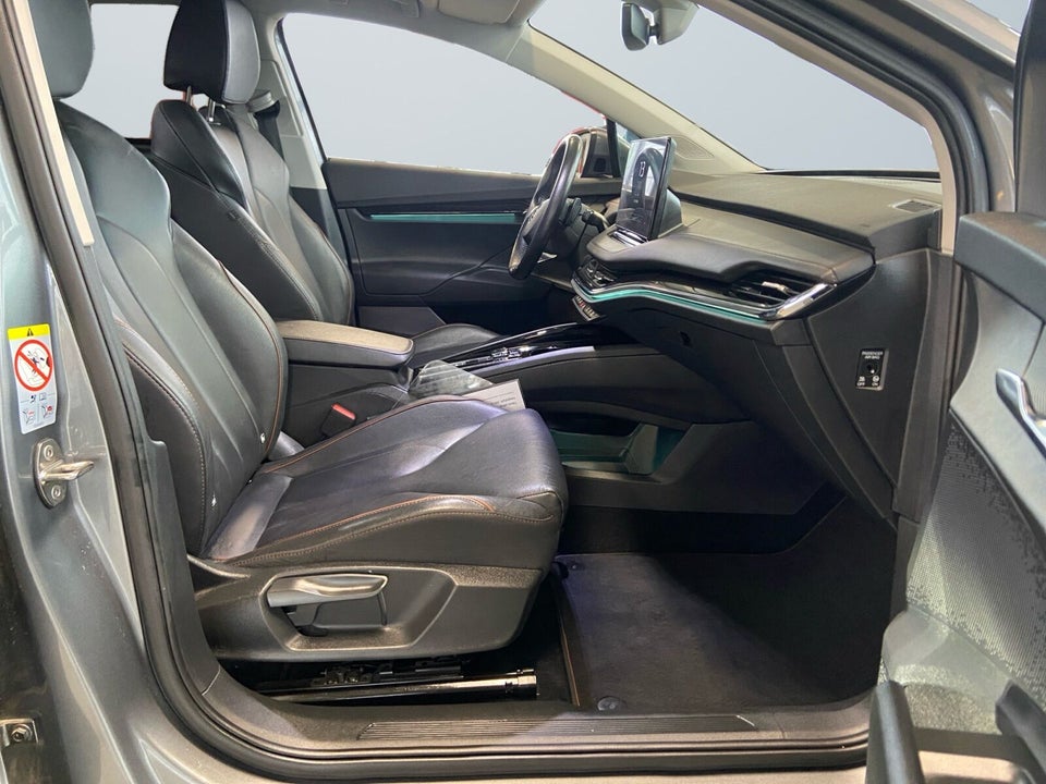 Skoda Enyaq 60 iV Suite 5d