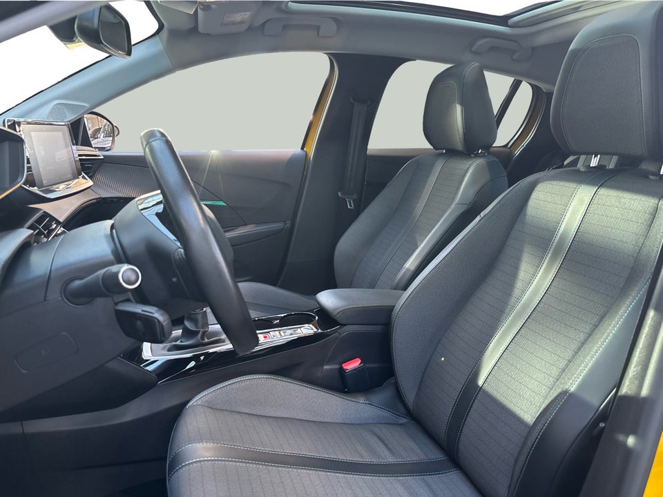 Peugeot 208 1,5 BlueHDi 100 Allure Sky 5d