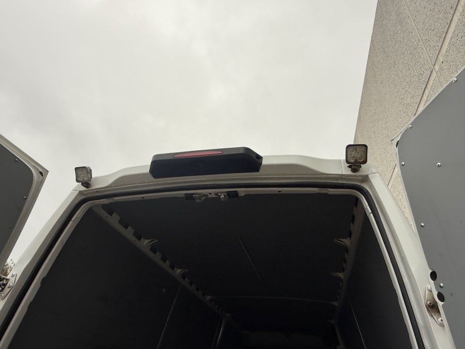 Iveco Daily 3,0 35C18 16m³ Van AG8