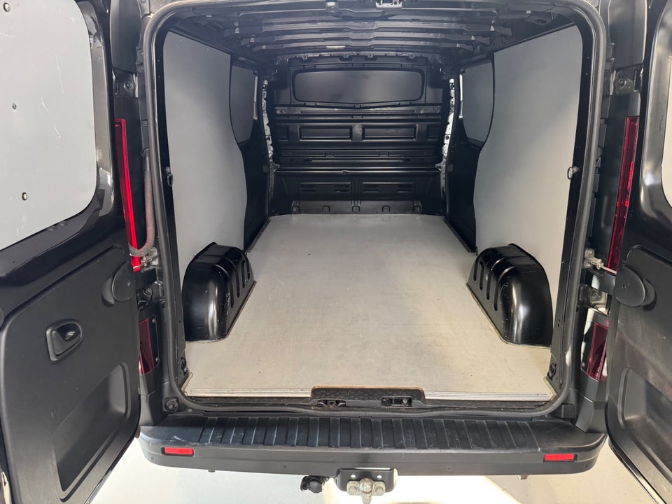 Renault Trafic T29 2,0 dCi 145 L2H1